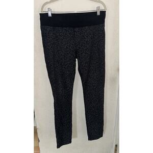 XVCI Cheetah Print Textured Leggings Size M